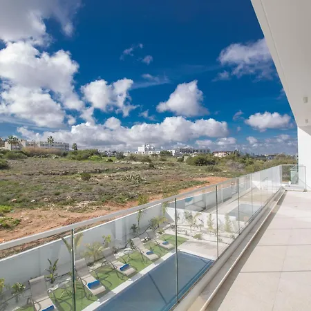 3 Schlafzimmer Mit Privatem Pool Im Zentrum Protaras